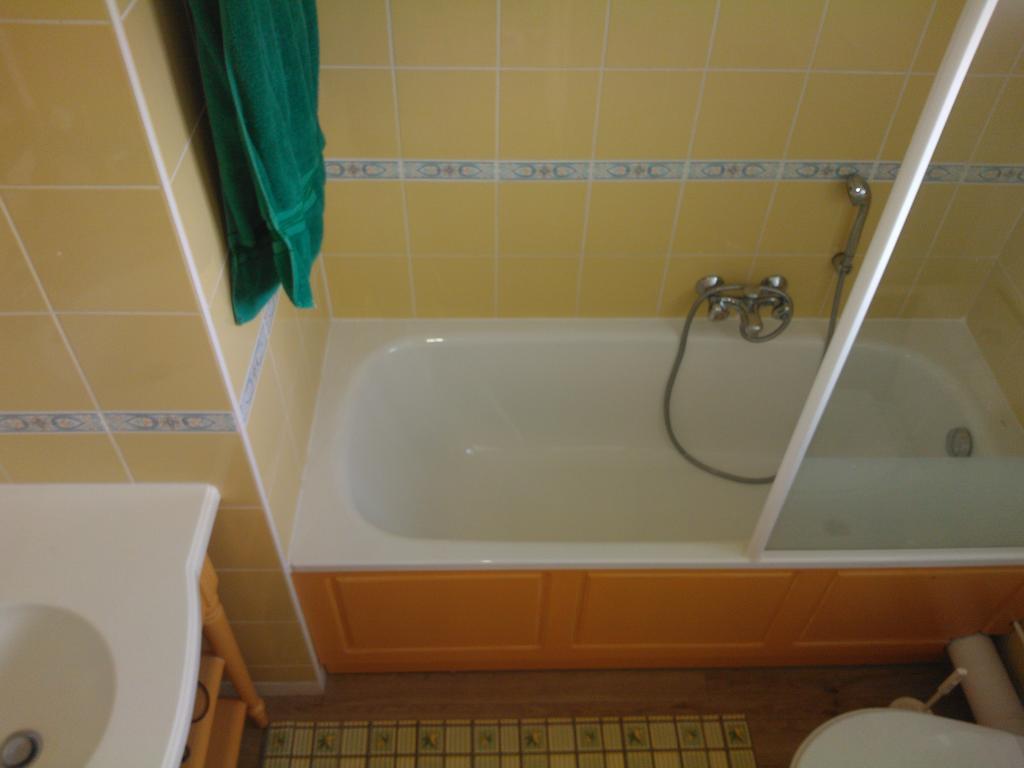 3 Bedrooms Holiday Home Golf Resort Port-Bourgenay Talmont-Saint-Hilaire Стая снимка